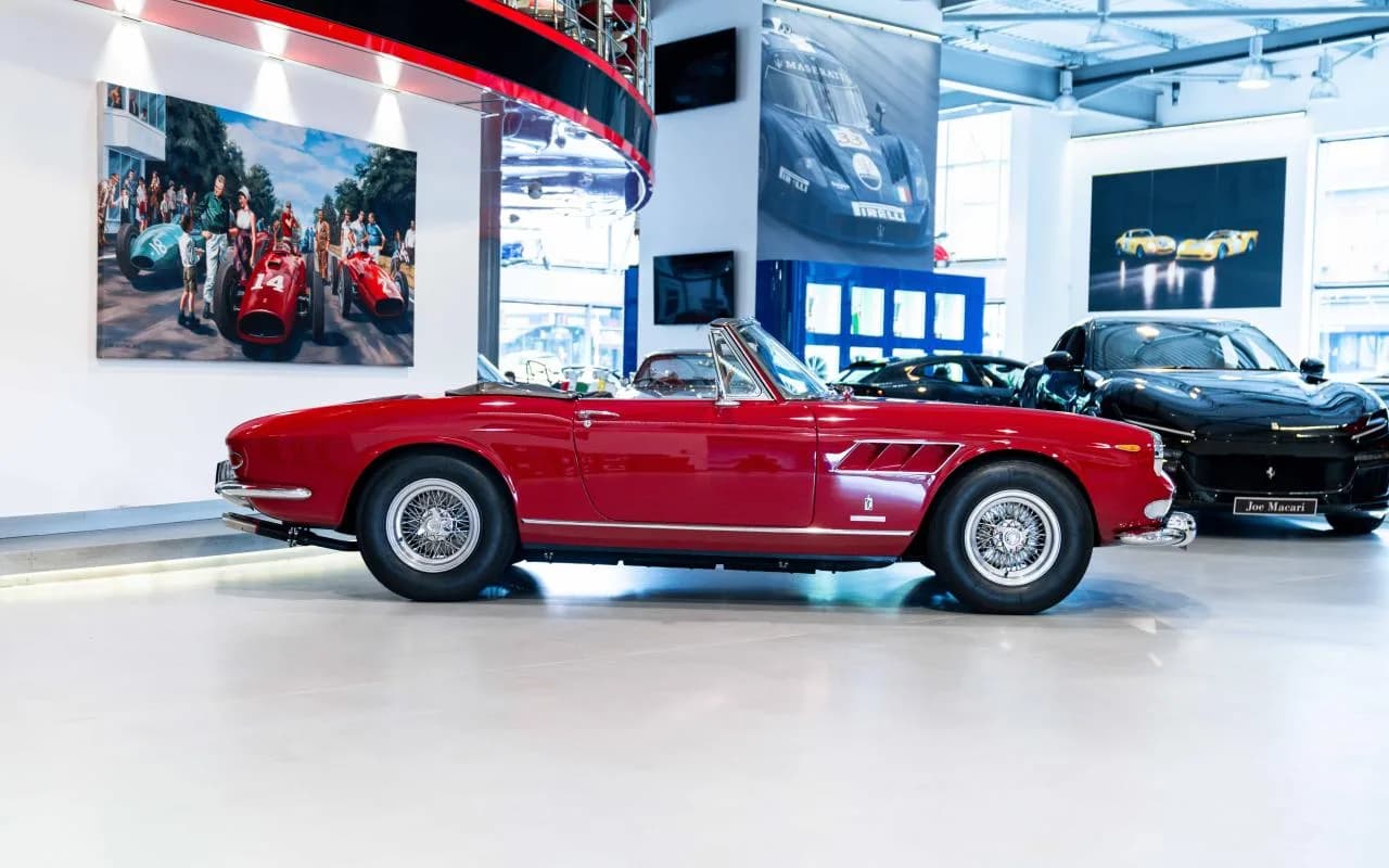 1965 Ferrari 275 GTS - Thumbnail 4
