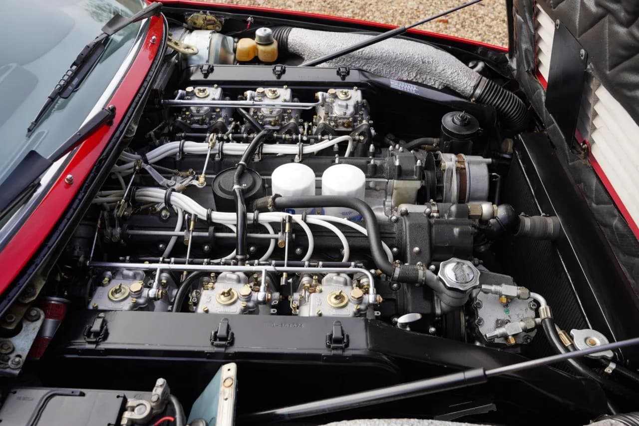 1974 Ferrari 365 GT4 2+2 - Thumbnail 4