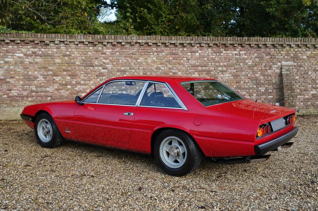 1974 Ferrari 365 GT4 2+2 - Thumbnail 2