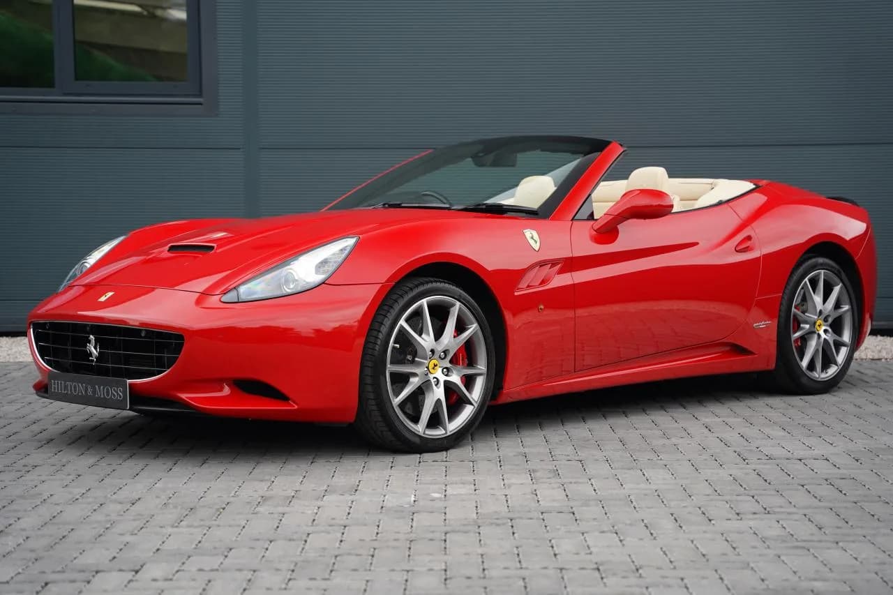 2010 Ferrari CALIFORNIA - Thumbnail 6