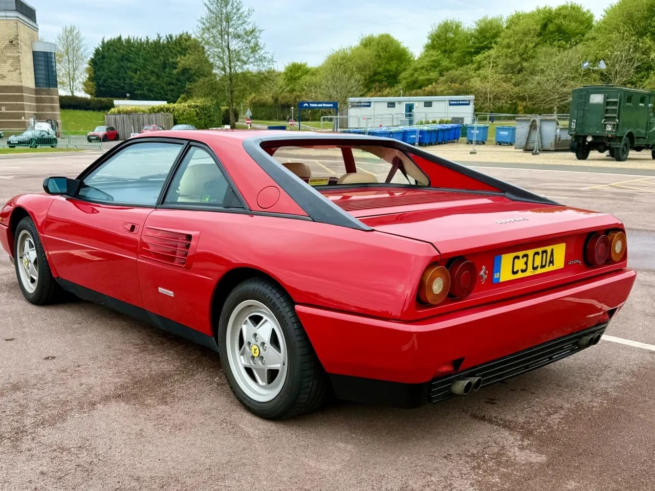 1990 Ferrari Mondial T - Thumbnail 3