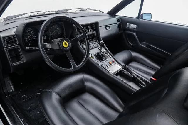 1983 Ferrari 400I - Thumbnail 2