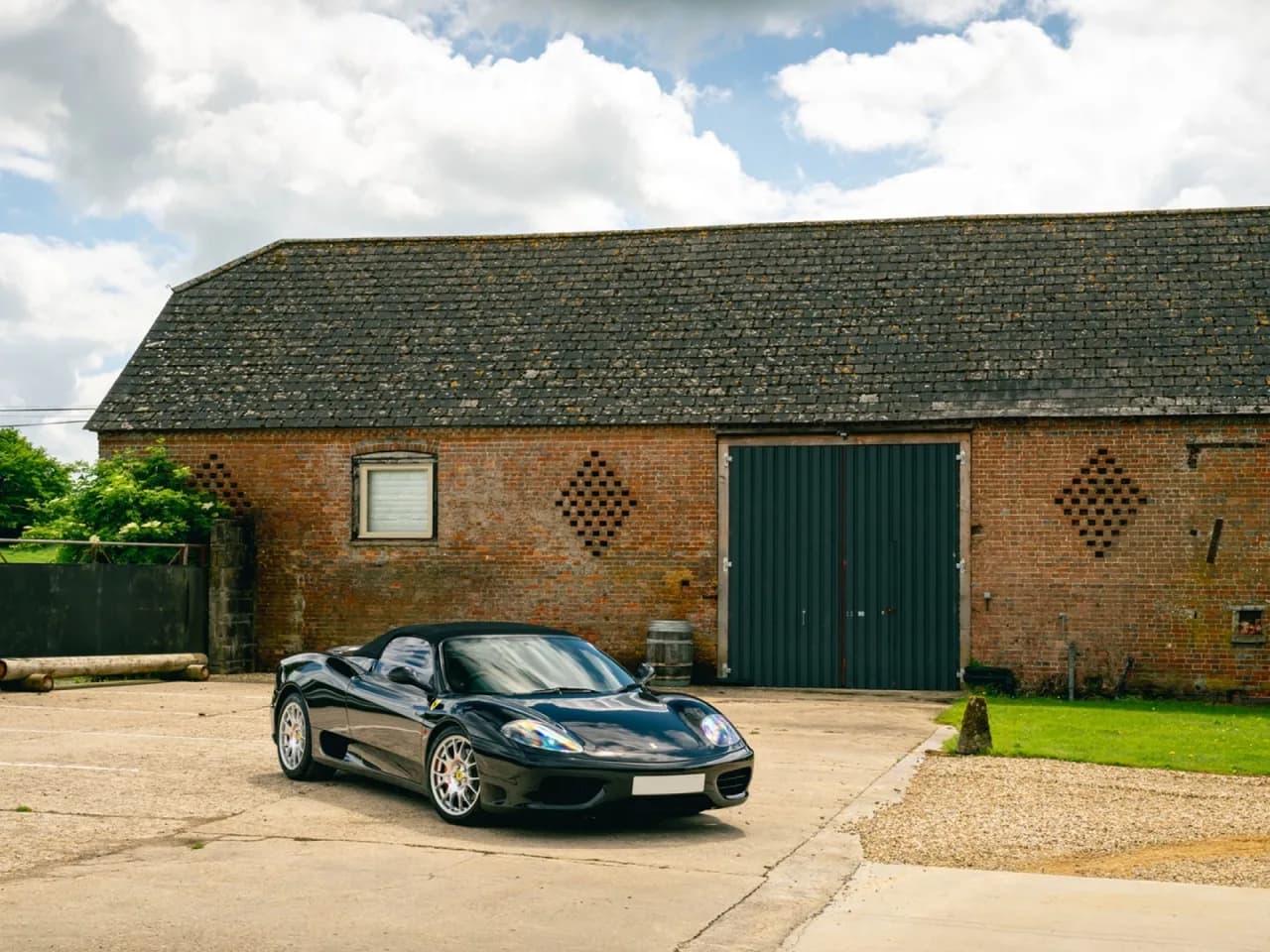 2001 Ferrari 360 Spider - Thumbnail 2