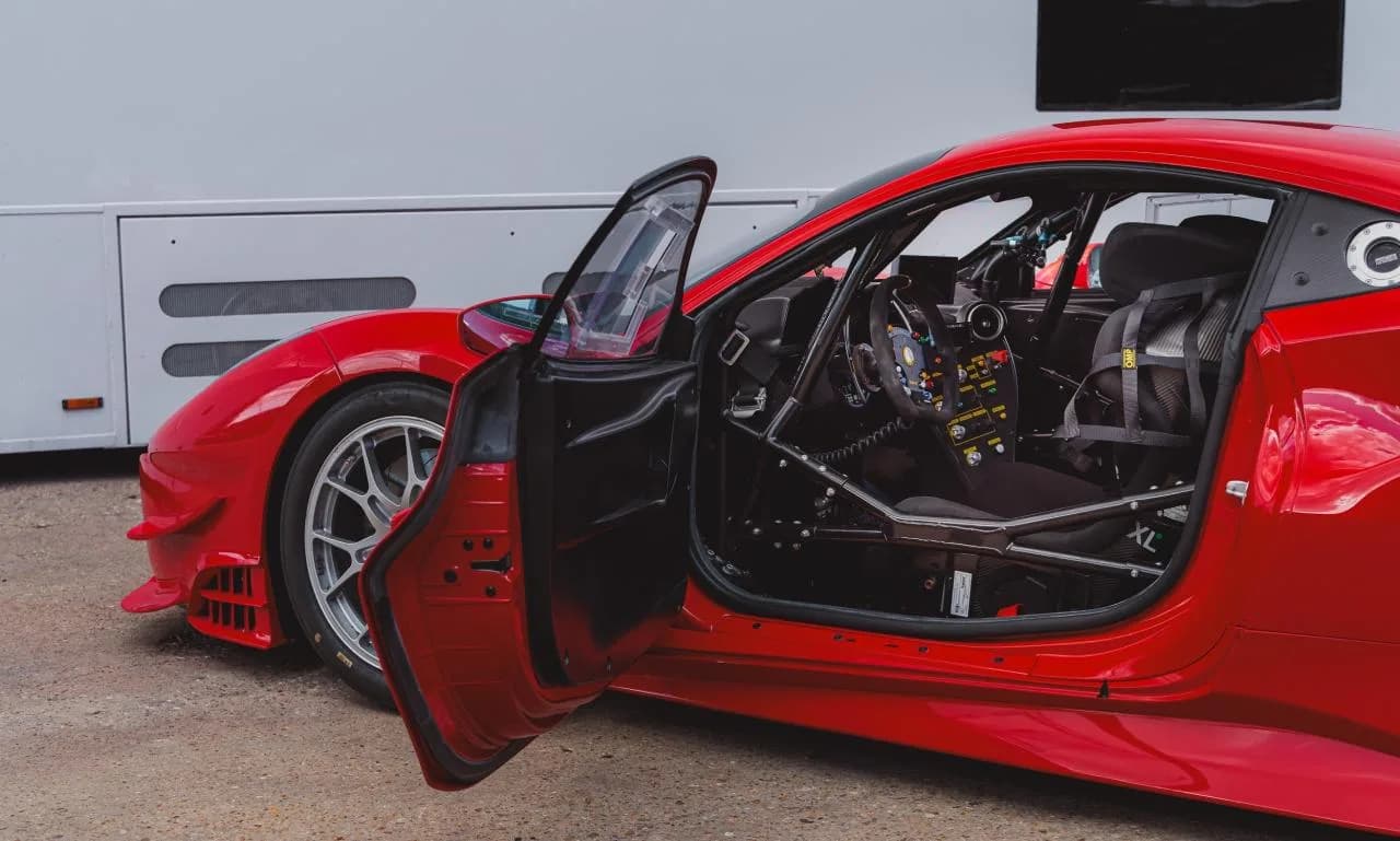 2017 Ferrari 488 Challenge *WITHDRAWN* - Thumbnail 6