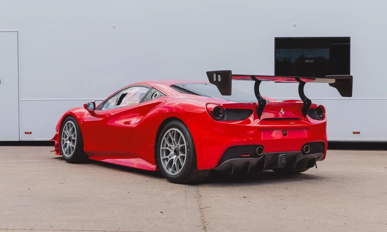2017 Ferrari 488 Challenge *WITHDRAWN* - Thumbnail 3