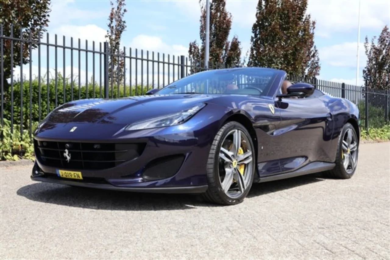 2020 Ferrari Portofino - Thumbnail 4