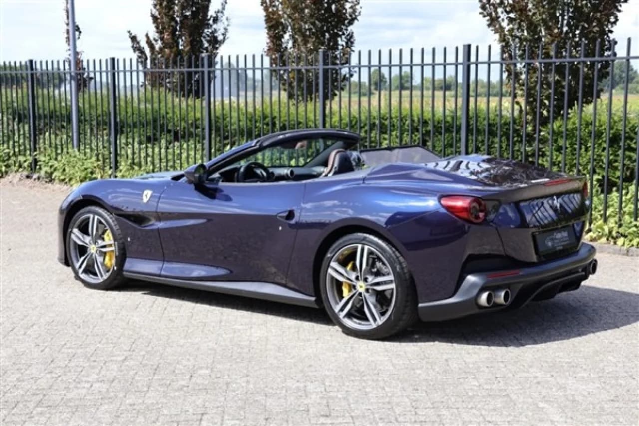 2020 Ferrari Portofino - Thumbnail 6