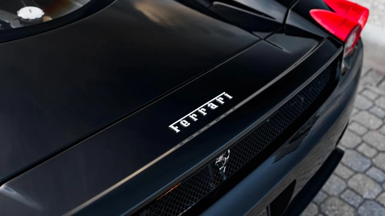2003 Ferrari Enzo - Thumbnail 2
