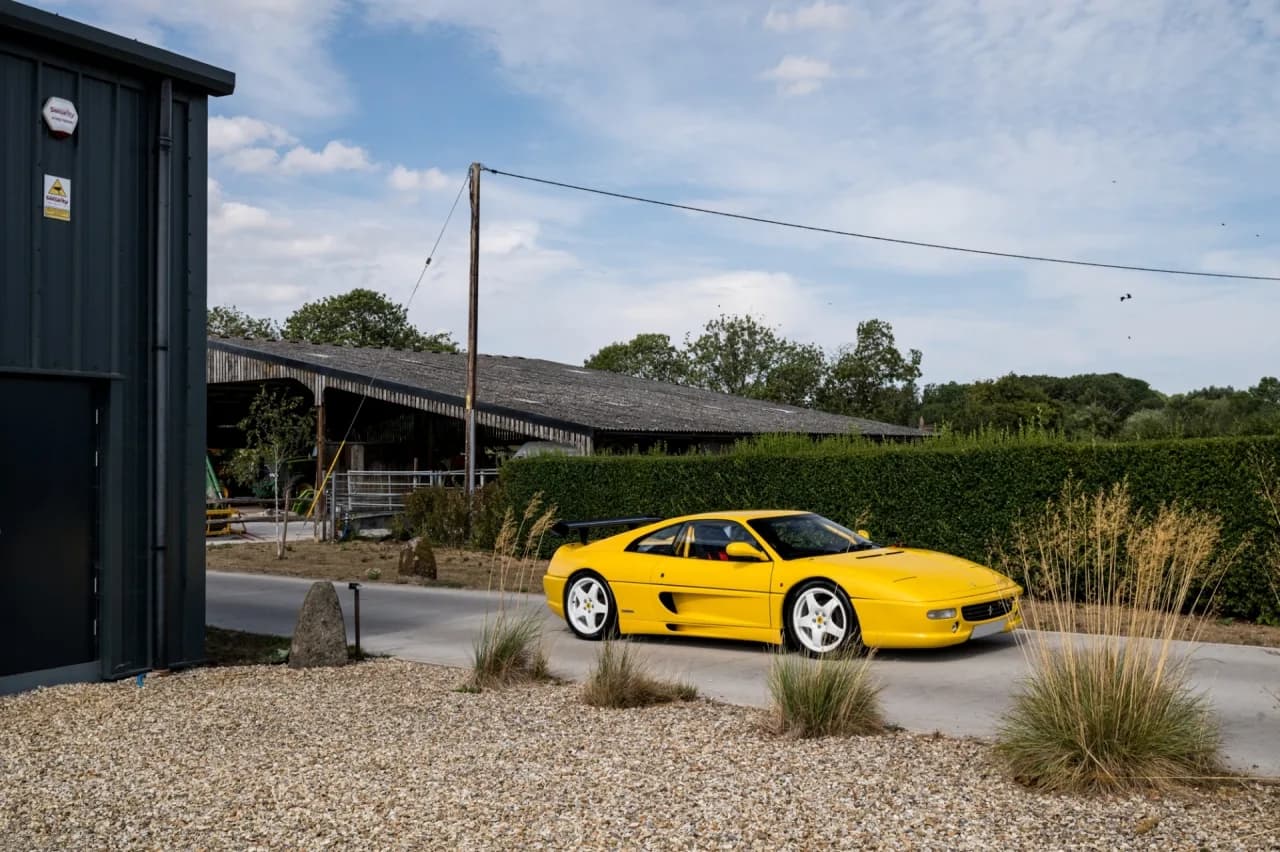 1997 Ferrari F355 BERLINETTA - Thumbnail 4