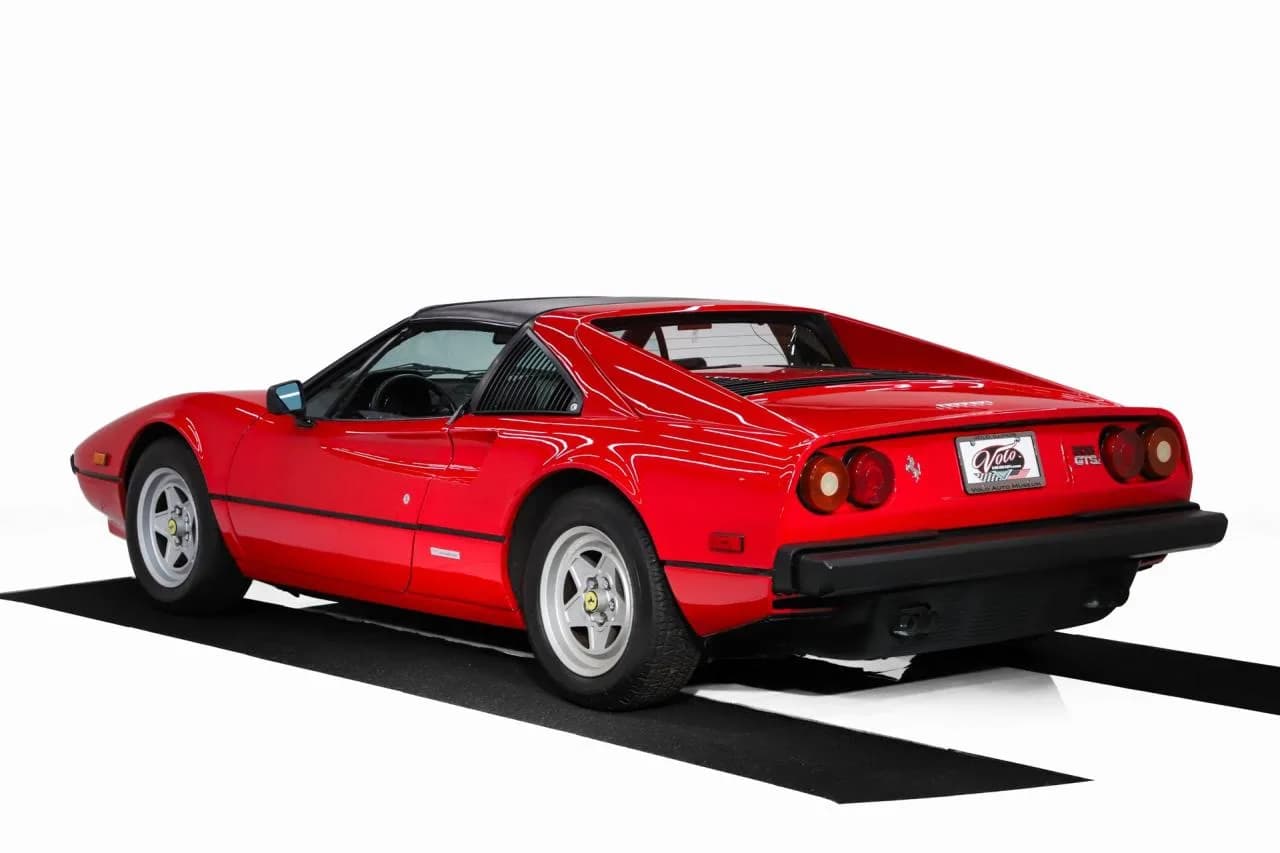 1982 Ferrari 308 GTSi - Thumbnail 6