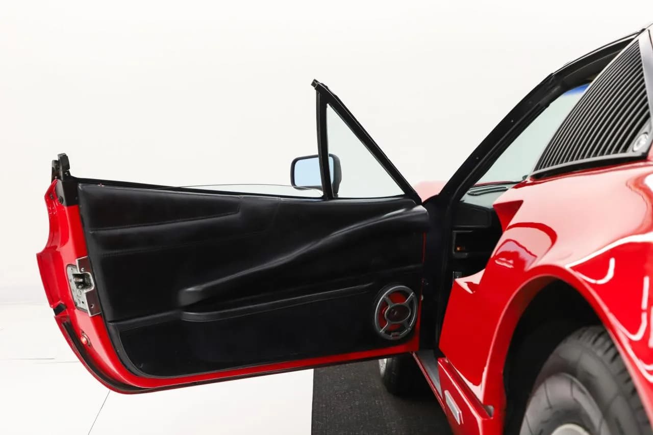 1982 Ferrari 308 GTSi - Thumbnail 8