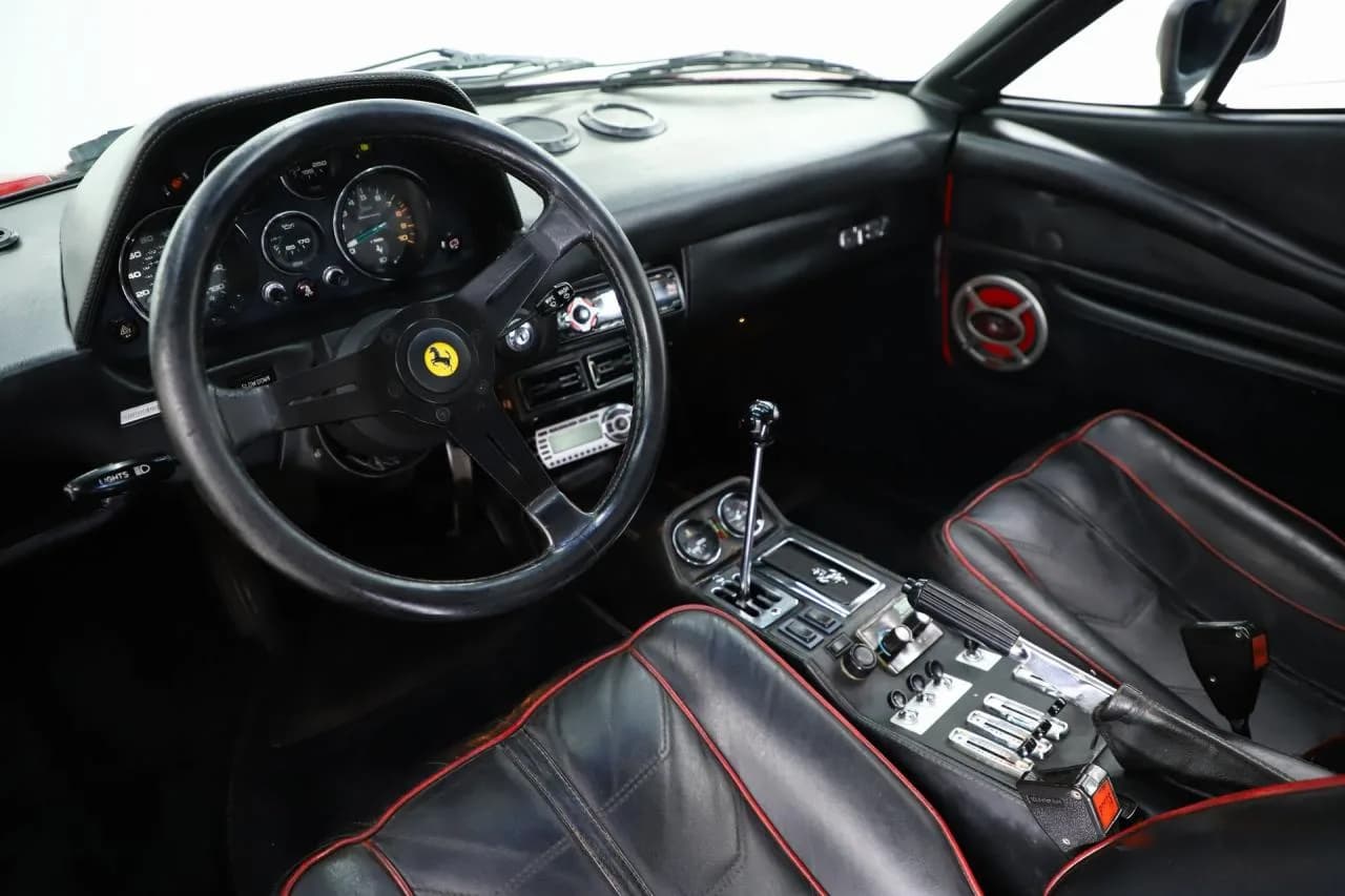 1982 Ferrari 308 GTSi - Thumbnail 2