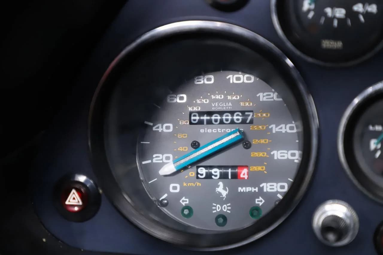 1982 Ferrari 308 GTSi - Thumbnail 3