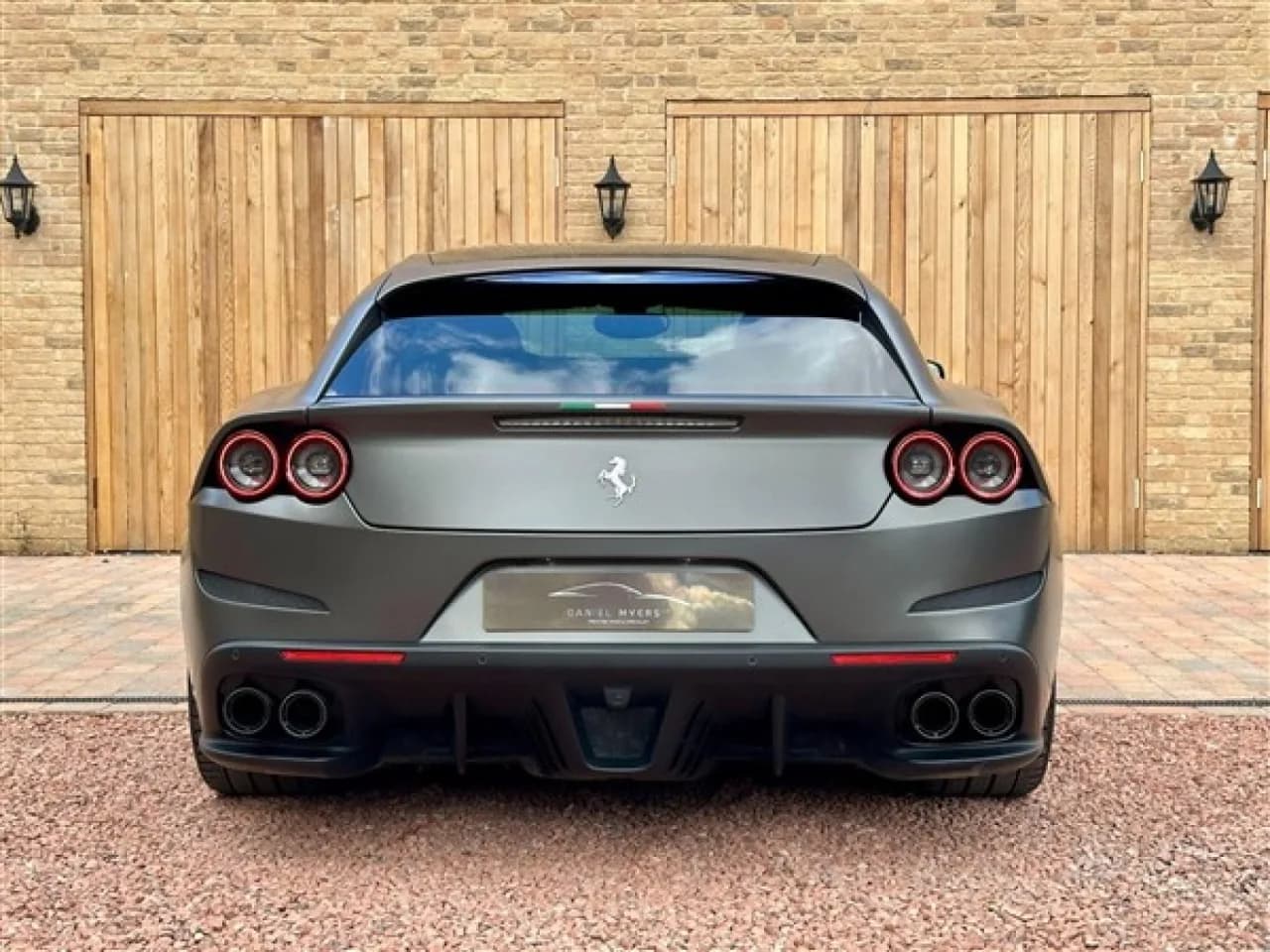 2018 Ferrari GTC4 Lusso - Thumbnail 5