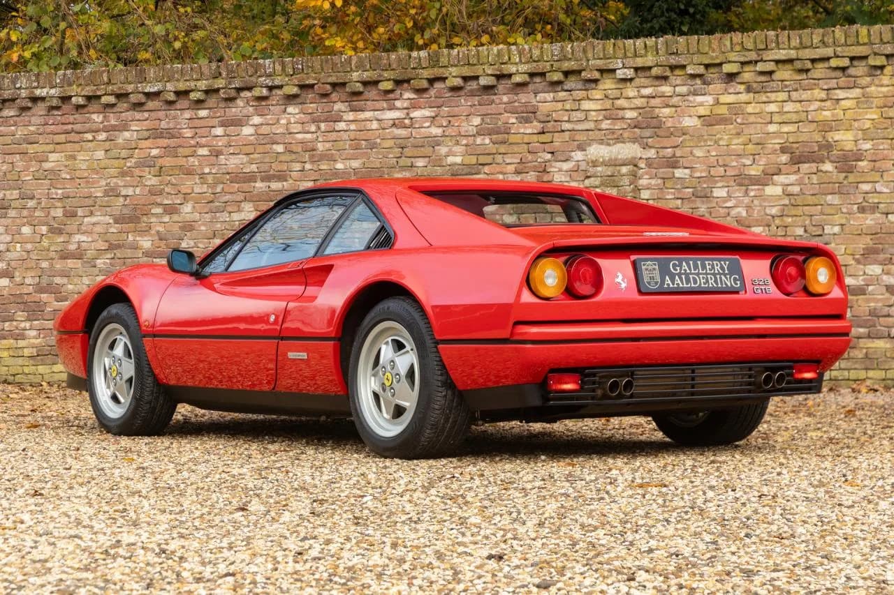 1989 Ferrari 328 GTB &ldquo;32.217 kms from new&rdquo; TOP Quality example - Thumbnail 2