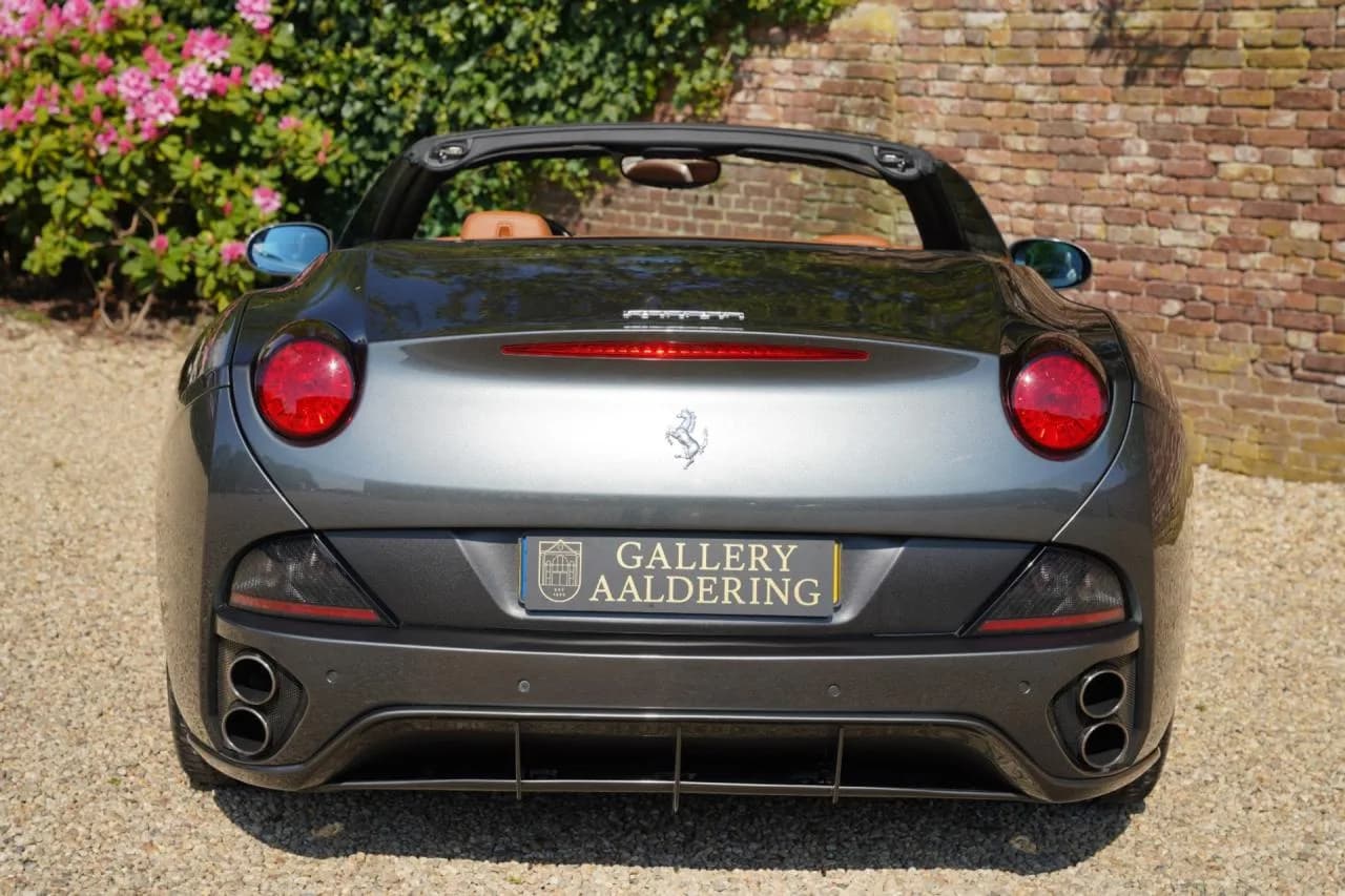 2010 Ferrari California 4.3 - Thumbnail 5