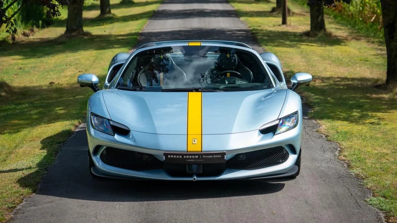 2025 Ferrari 296 GTS - Thumbnail 5
